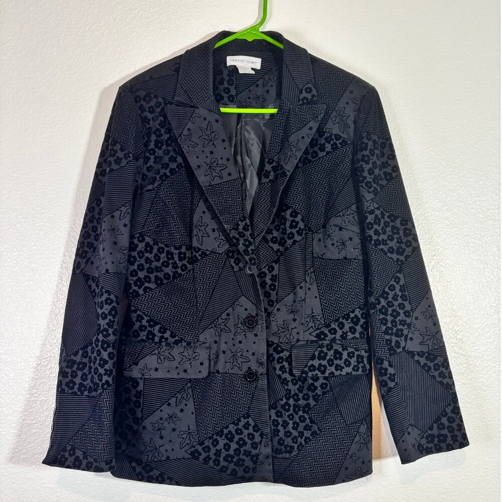 Newport News Vintage Women's Size 10 Black Patchwork Flocked Velvet Blazer